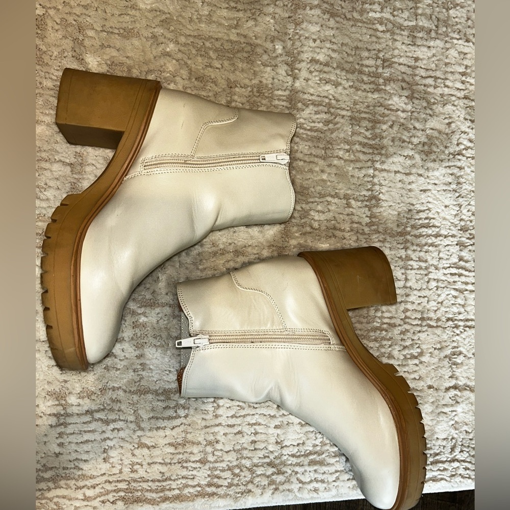 Elegant White Ankle Boots